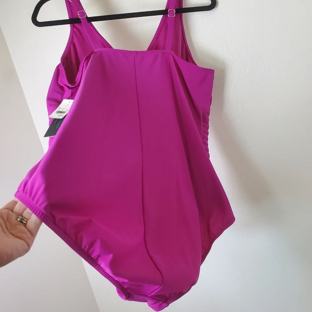 Aqua Green NWT Women's Magenta Pink‎ One-Piece Swimsuit With Adjustable Straps